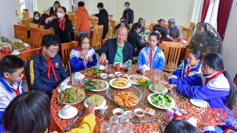 Công ty CP Công nông nghiệp Tiến Nông trao yêu thương đến trẻ mồ côi có hoàn cảnh đặc biệt khó khăn