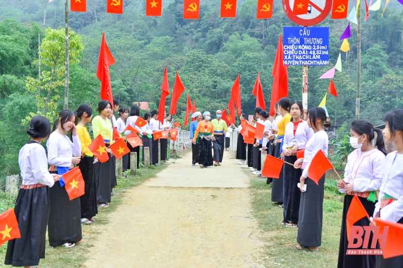 Khai mạc Ngày hội Văn hóa, Thể thao và Du lịch gắn với khai trương du lịch Thác Mây