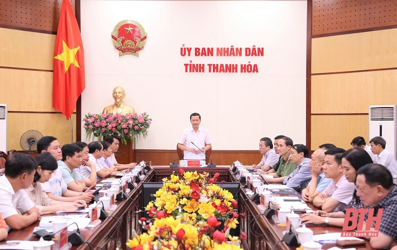 Tập trung tháo gỡ khó khăn, vướng mắc, nêu cao vai trò, trách nhiệm vì người dân, người bệnh