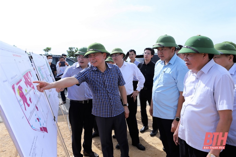 Bí thư Tỉnh ủy Đỗ Trọng Hưng kiểm tra tiến độ thi công tuyến đường từ TP Thanh Hóa nối với Cảng hàng không Thọ Xuân và các dự án Khu công nghiệp Lam Sơn - Sao Vàng