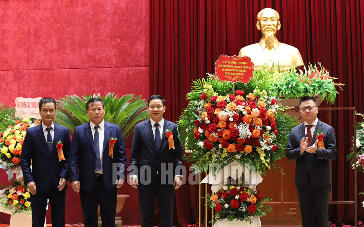 Báo Hòa Bình kỷ niệm 60 năm ngày xuất bản số đầu và đón nhận Huân chương Lao động hạng Ba