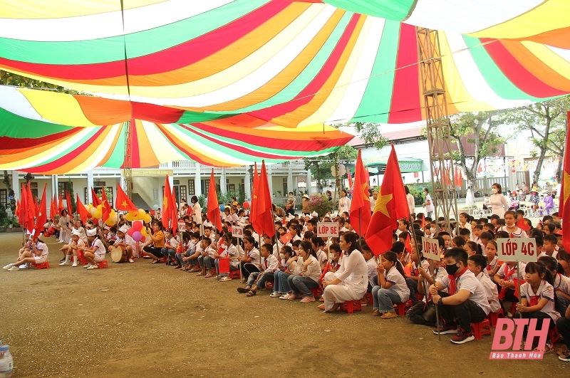 Nhiều trường học trên địa bàn Thanh Hóa khai giảng năm học mới