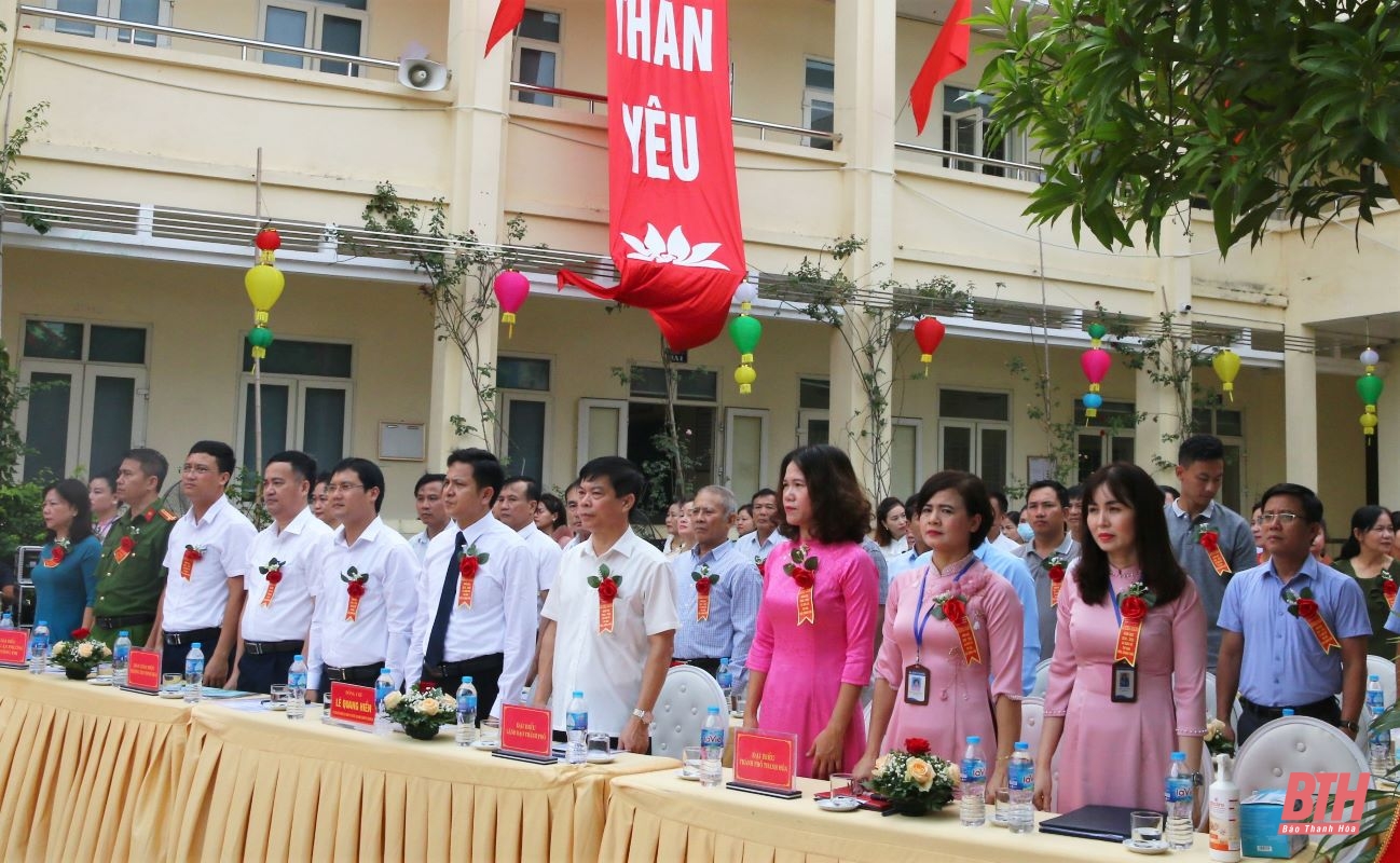 Nhiều trường học trên địa bàn Thanh Hóa khai giảng năm học mới