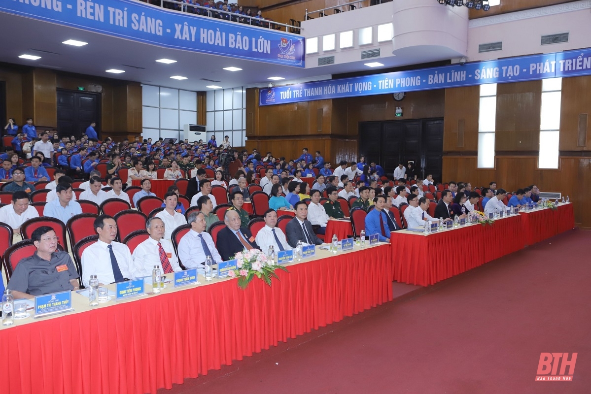 Toàn cảnh phiên trọng thể Đại hội đại biểu Đoàn TNCS Hồ Chí Minh tỉnh Thanh Hóa lần thứ XIX, nhiệm kỳ 2022-2027