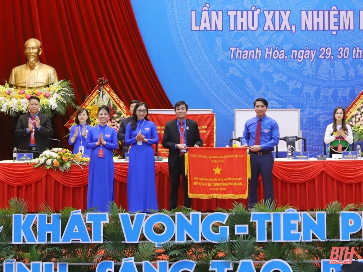 Toàn cảnh phiên trọng thể Đại hội đại biểu Đoàn TNCS Hồ Chí Minh tỉnh Thanh Hóa lần thứ XIX, nhiệm kỳ 2022-2027