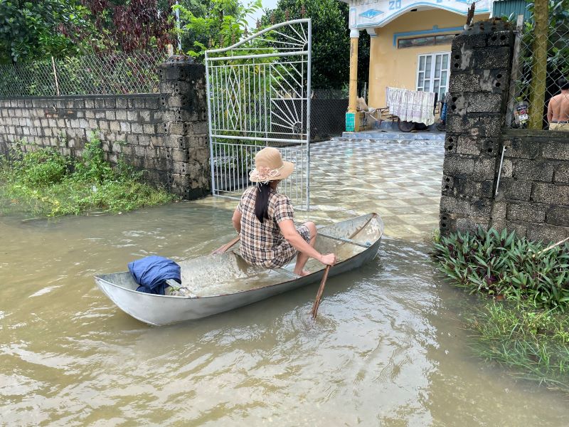 Tin lũ khẩn cấp trên sông Yên