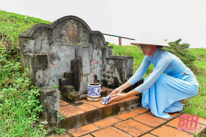 Về Tây Đô thăm đền thờ nàng Bình Khương