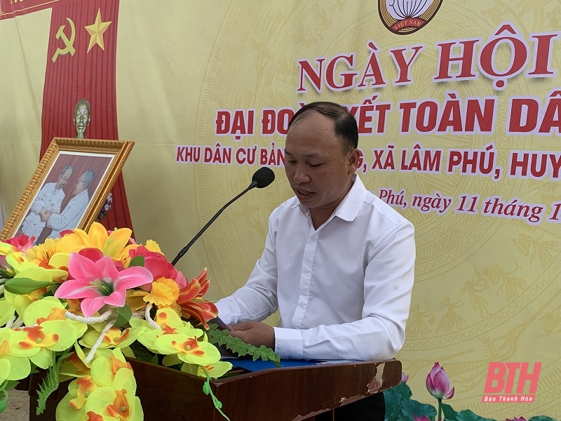 Đồng chí Trưởng Ban Tuyên giáo Tỉnh ủy dự Ngày hội Đại đoàn kết dân tộc tại bản Nà Đang