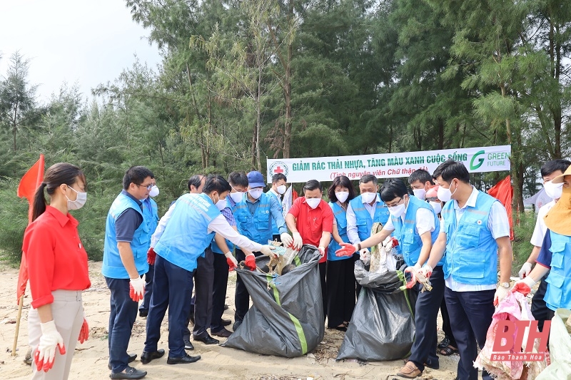 Thành lập ban chỉ đạo điều hành chương trình thu gom rác thải đại dương