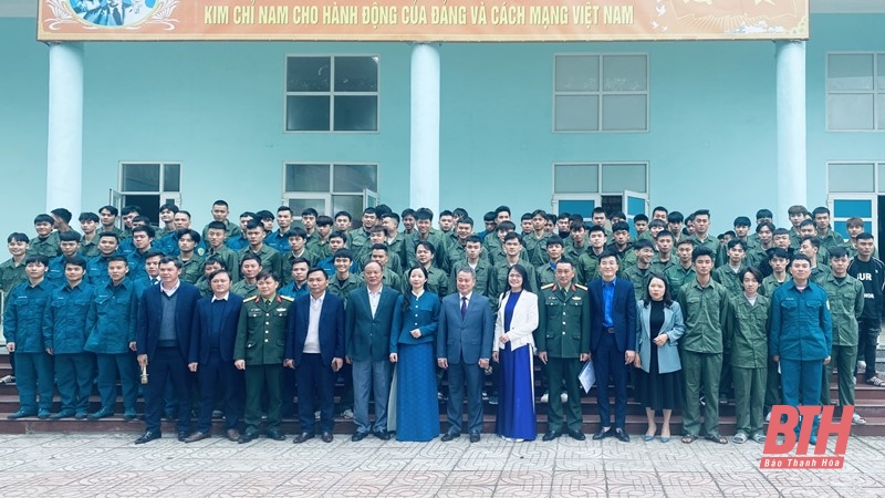 Bồi dưỡng nhận thức về Đảng cho hơn 160 thanh niên ưu tú sẵn sàng lên đường nhập ngũ năm 2023