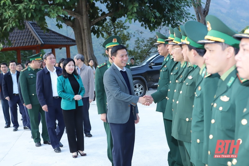 Một số hình ảnh hoạt động của Bí thư Tỉnh ủy Đỗ Trọng Hưng kiểm tra tình hình sản xuất, đời sống Nhân dân tại huyện Mường Lát