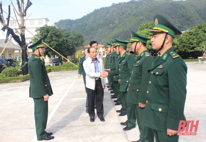 Phó Chủ tịch Thường trực HĐND tỉnh Lê Tiến Lam kiểm tra tình hình sản xuất và đời sống Nhân dân tại huyện Hoằng Hóa