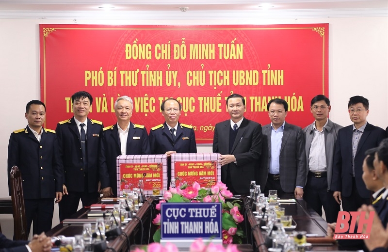 Chủ tịch UBND tỉnh Đỗ Minh Tuấn thăm, kiểm tra tình hình thực hiện nhiệm vụ tại một số cơ quan, đơn vị