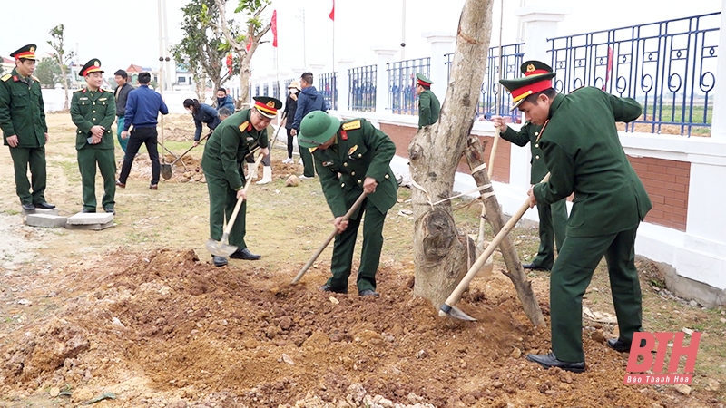 Huyện Vĩnh Lộc trồng 75.000 cây xanh dịp Xuân Quý Mão