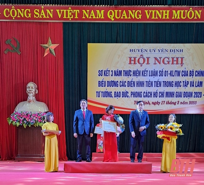 Yên Định biểu dương các điển hình tiên tiến trong học tập và làm theo tư tưởng, đạo đức, phong cách Hồ Chí Minh