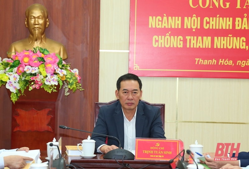 Tập trung chỉ đạo, tham mưu phát hiện, xử lý kịp thời, nghiêm minh các vụ việc, vụ án tham nhũng, tiêu cực