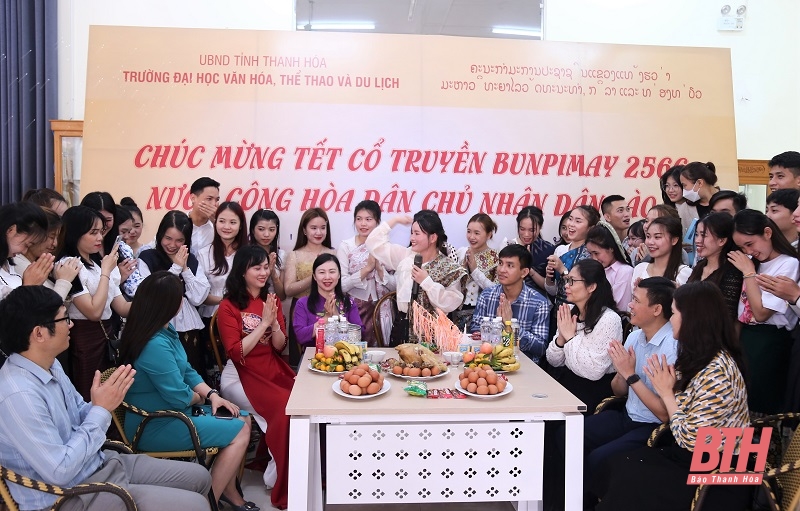 Trường ĐH Văn Hóa, Thể thao và Du lịch Thanh Hóa tổ chức lễ mừng Tết cổ truyền Bunpimay cho lưu học sinh Lào