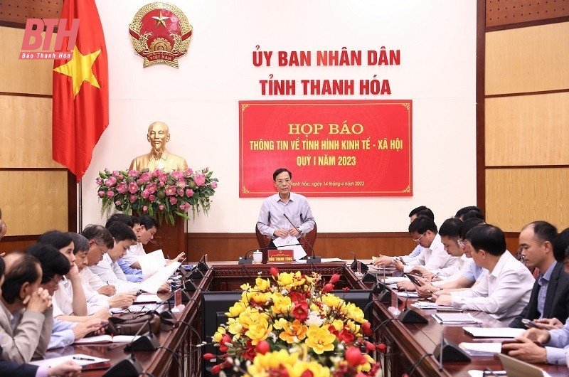 UBND tỉnh họp báo thường kỳ quý I-2023