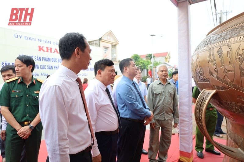 Lễ dâng hương tưởng niệm 701 năm ngày mất của Nhà sử học Lê Văn Hưu