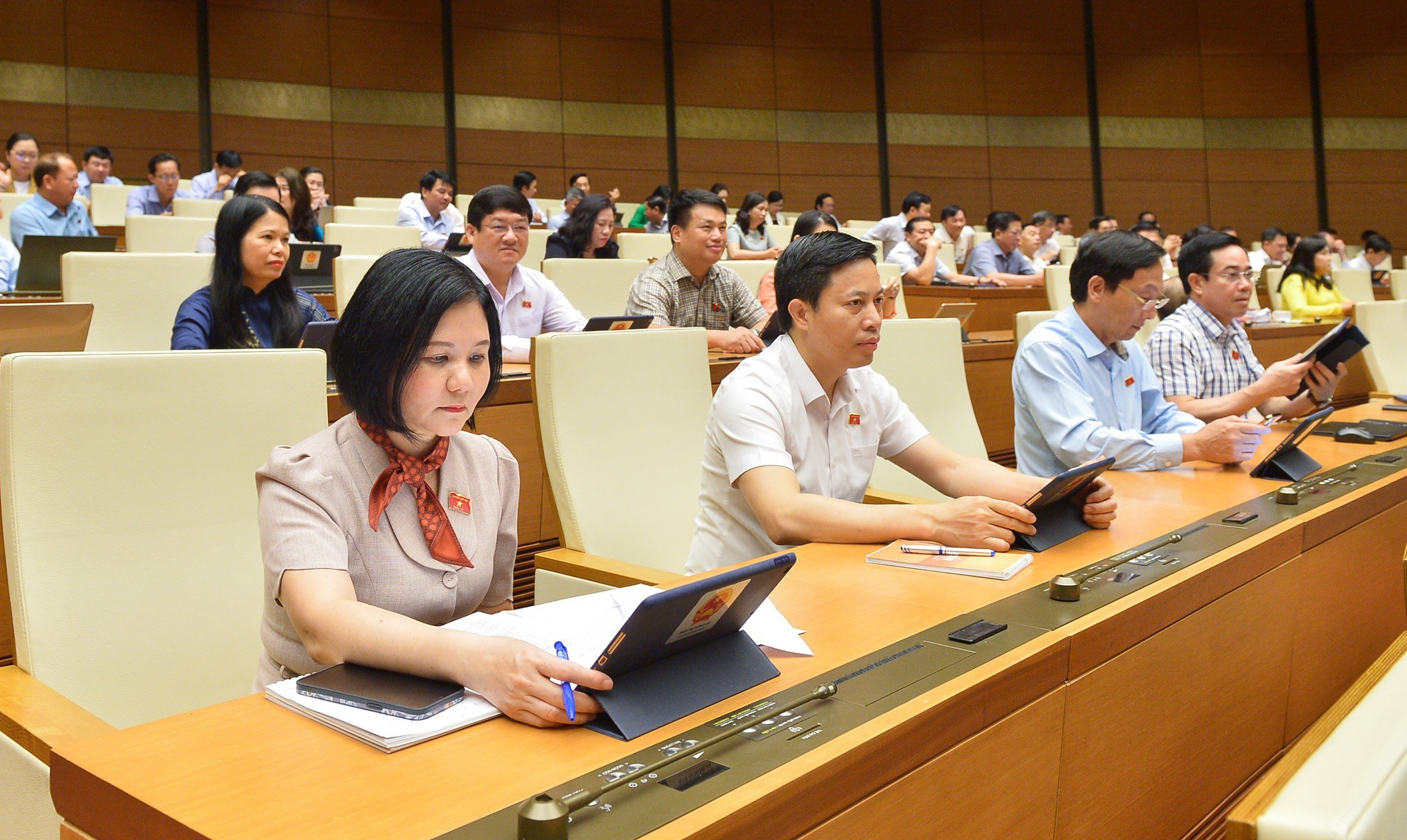 [Cập nhật]: Quốc hội chất vấn nhóm vấn đề thuộc lĩnh vực Lao động, Thương binh và Xã hội