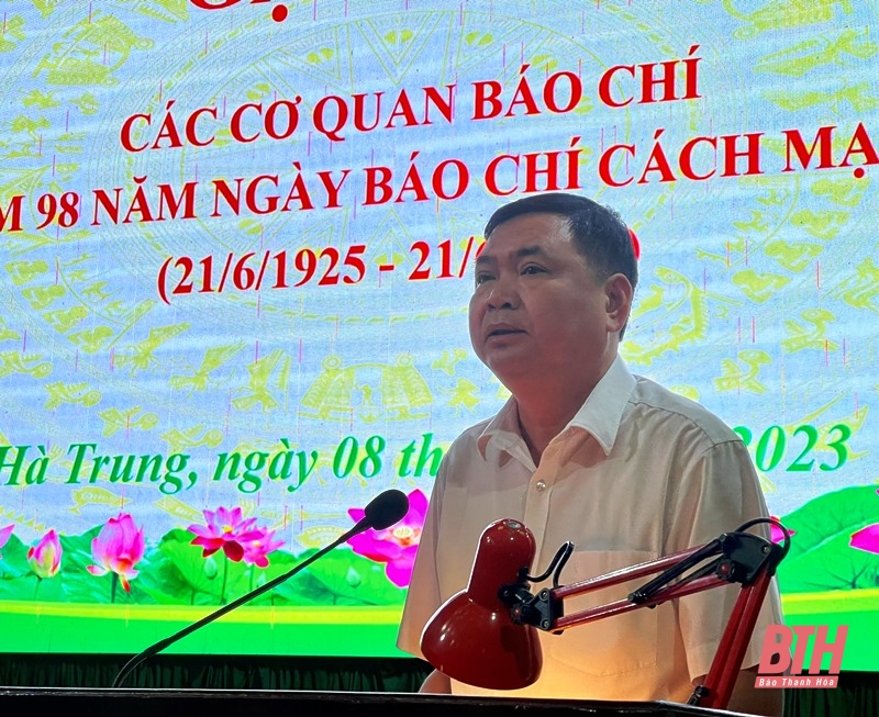 Huyện Hà Trung gặp mặt các cơ quan báo chí nhân 98 năm Ngày Báo chí cách mạng Việt Nam