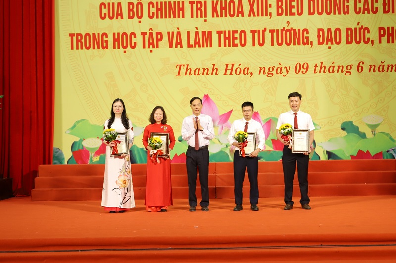 Thanh Hóa kỷ niệm trọng thể 75 năm ngày Chủ tịch Hồ Chí Minh ra Lời kêu gọi thi đua ái quốc và sơ kết 3 năm thực hiện Kết luận số 01-KL/TW của Bộ Chính trị