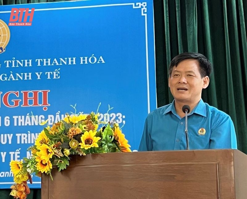 Đẩy mạnh các phong trào thi đua yêu nước trong công nhân, viên chức, lao động