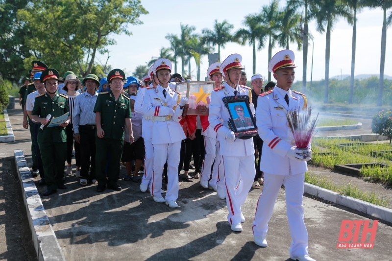 Lễ tiếp nhận và truy điệu, an táng hài cốt liệt sĩ Bùi Duy Bản