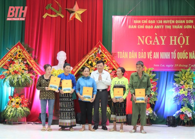 Phó Chủ tịch Thường trực UBND tỉnh Nguyễn Văn Thi dự “Ngày hội toàn dân bảo vệ an ninh Tổ quốc năm 2023” tại thị trấn Sơn Lư