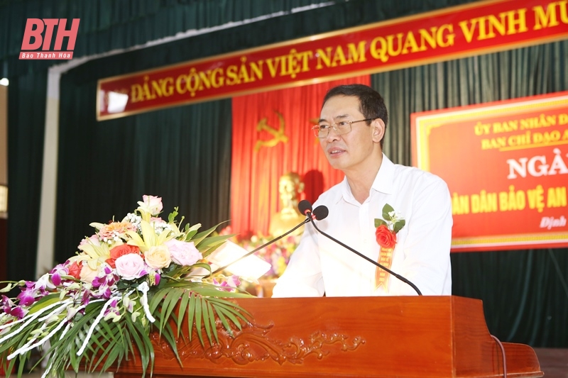 Phó Bí thư Tỉnh ủy Trịnh Tuấn Sinh chung vui “Ngày hội toàn dân bảo vệ an ninh Tổ quốc năm 2023” tại xã Định Tăng