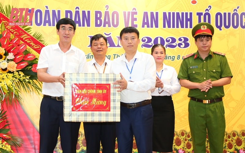 Trưởng Ban Nội chính Tỉnh ủy Nguyễn Ngọc Tiến dự “Ngày hội toàn dân bảo vệ an ninh Tổ quốc năm 2023 tại thị trấn Rừng Thông