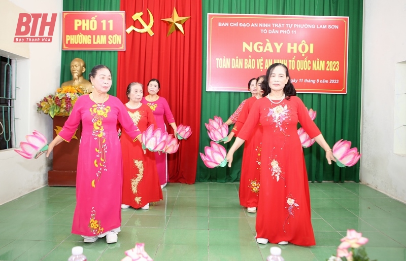 “Ngày hội Toàn dân bảo vệ an ninh Tổ quốc” tại tổ dân phố 11 (phường Lam Sơn)