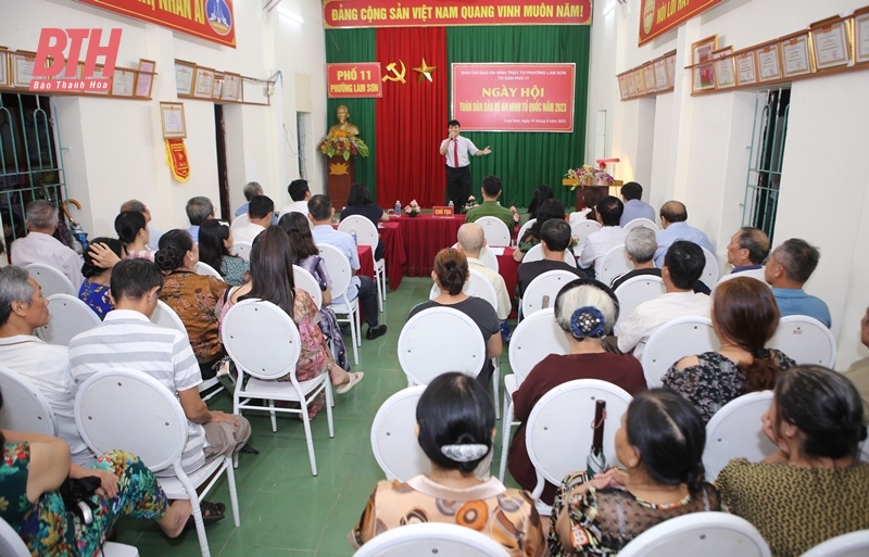 “Ngày hội Toàn dân bảo vệ an ninh Tổ quốc” tại tổ dân phố 11 (phường Lam Sơn)