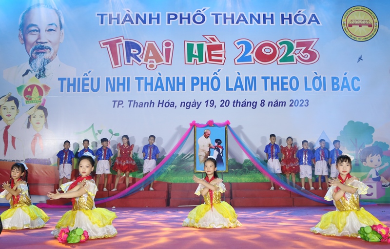 Đặc sắc đêm thi văn nghệ Hội trại hè thanh thiếu nhi TP Thanh Hóa năm 2023