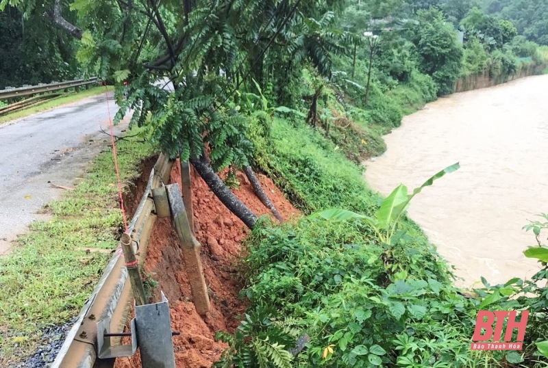 Tình hình mưa lũ ngày 28-9: Lang Chánh nhiều học sinh không thể đến trường; Bá Thước tập trung tìm kiếm người mất tích