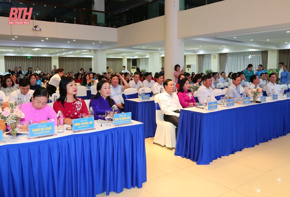 “Phụ nữ khởi nghiệp, phát huy tài nguyên bản địa, cùng nhau vươn xa”