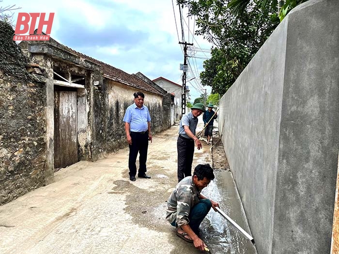 Hà Trung - Bước chuyển sau nửa nhiệm kỳ thực hiện Nghị quyết Đại hội Đảng bộ huyện lần thứ XXII (Bài 1): Phát huy vai trò nêu gương của cán bộ, đảng viên