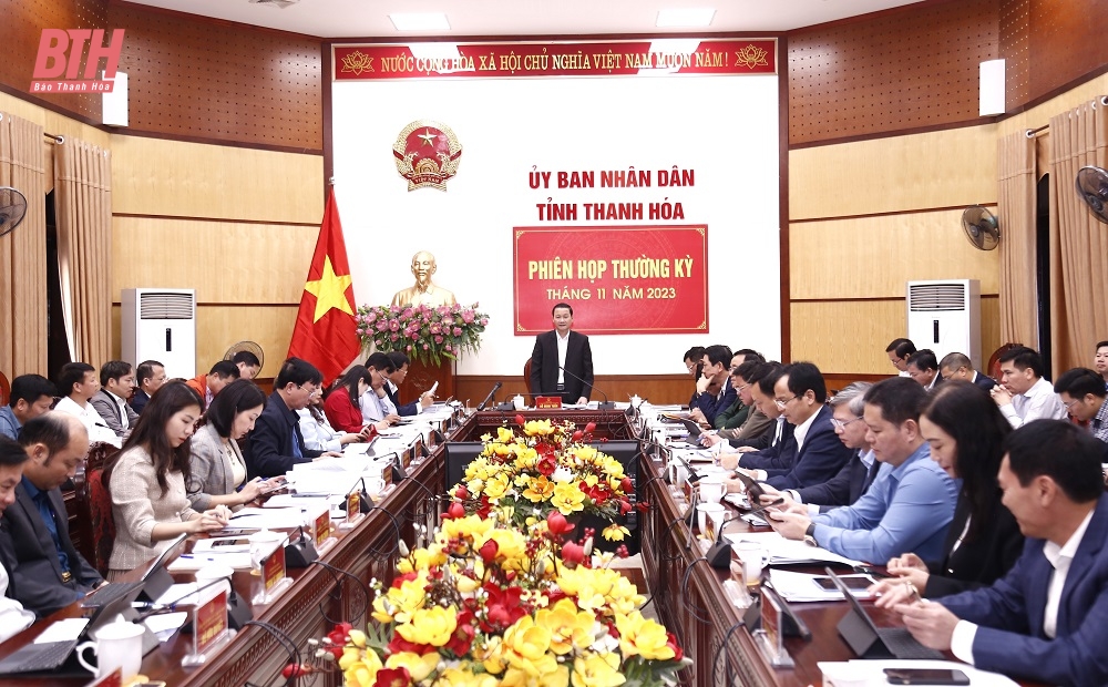 Phiên họp thường kỳ tháng 11: Đánh giá tình hình kinh tế - xã hội năm 2023 và một số nội dung quan trọng khác